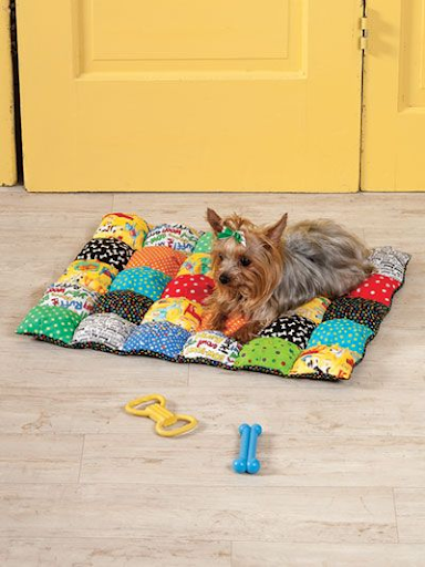 Puff Quilts: A Cozy and Personalized Blanket for Dog and Cat Lovers